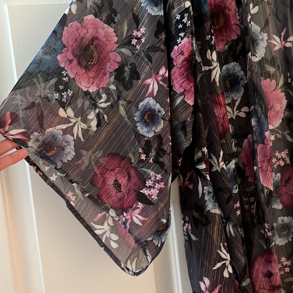 $FIRM$ NWT TORRID floral kimono  - Sold Out!  - Plus sized - Picture 6 of 12